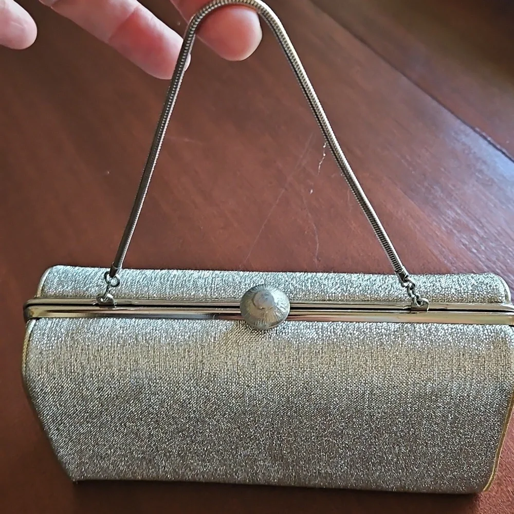 Elegant Clutch Shimmery Silver Women's Vintage - Attached Tuck Away Chain Handle